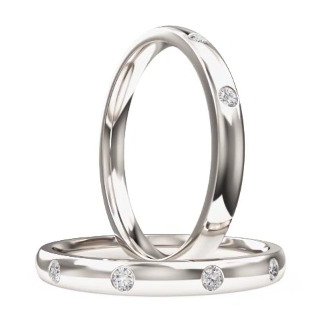 Video - An elegant five stone diamond set ladies wedding ring in platinum