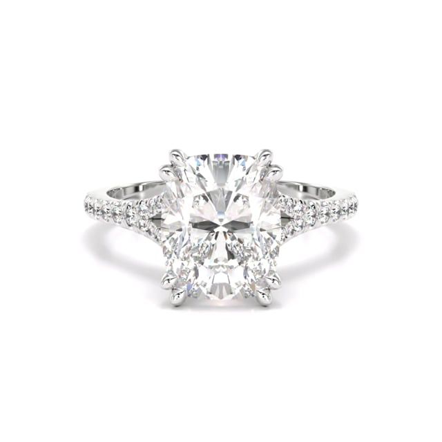 Video - An amzing elongated cushion cut diamond ring with shoulder stones in 18ct white gold