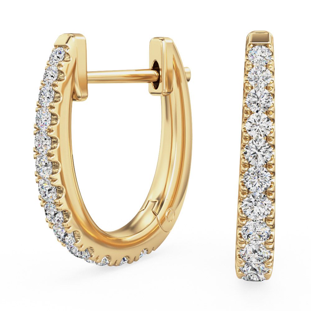 unknown – A beautiful pair of brilliant cut diamond huggie earrings in 18ct yellow gold