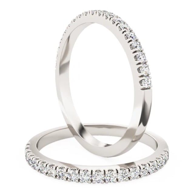Video - A stylish round brilliant cut diamond eternity/wedding ring in 18ct white gold