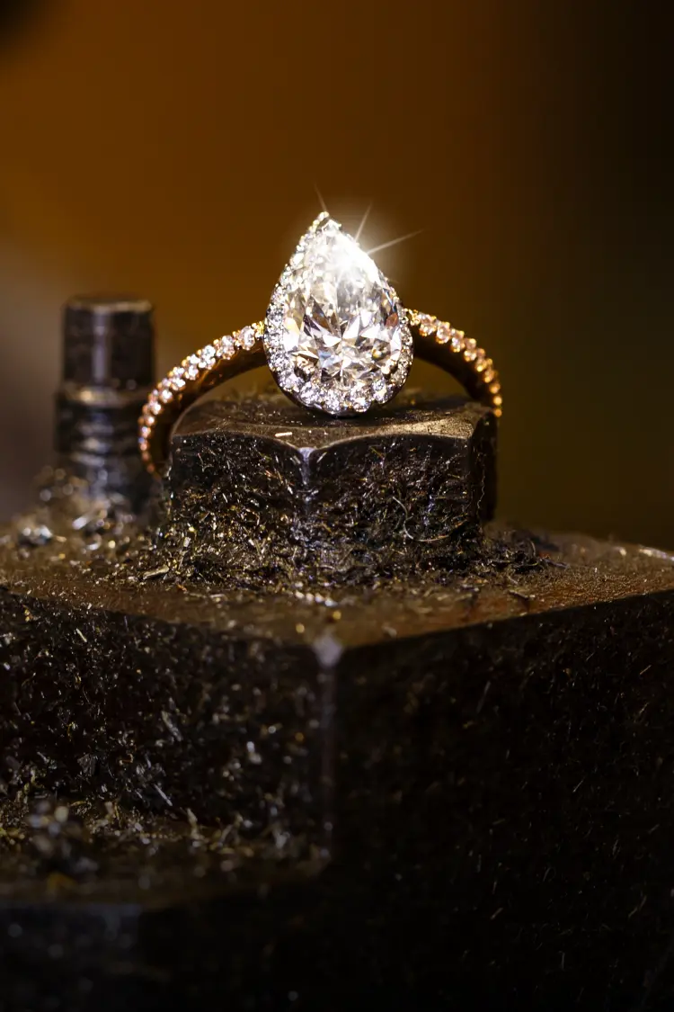 Purely Diamonds: Engagement Rings, Wedding Rings & Jewellery