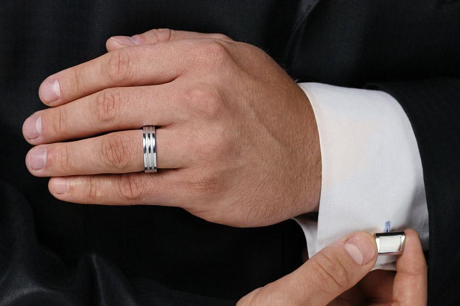 Double grooved mens ring in 18ct white gold - PDWG076W